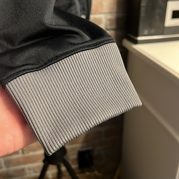 Under Armour jacket - Picture 3 of 14